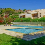 Direct Access To The With Swimming Pool Daire