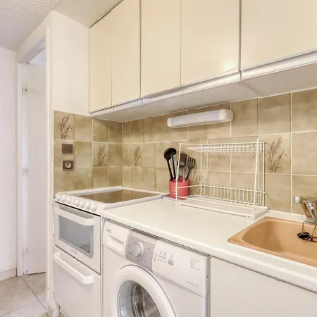 Direct Access To The With Swimming Pool Apartment *